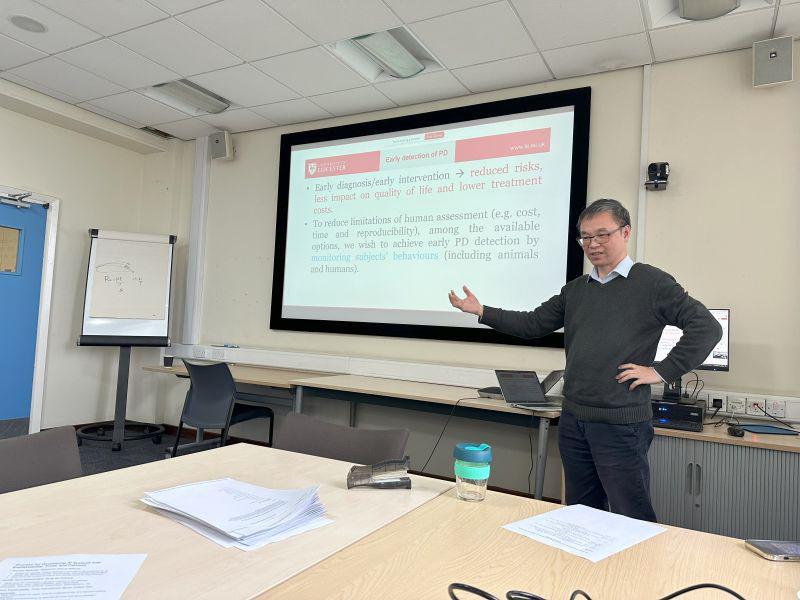 Workshop UK - Photo 7